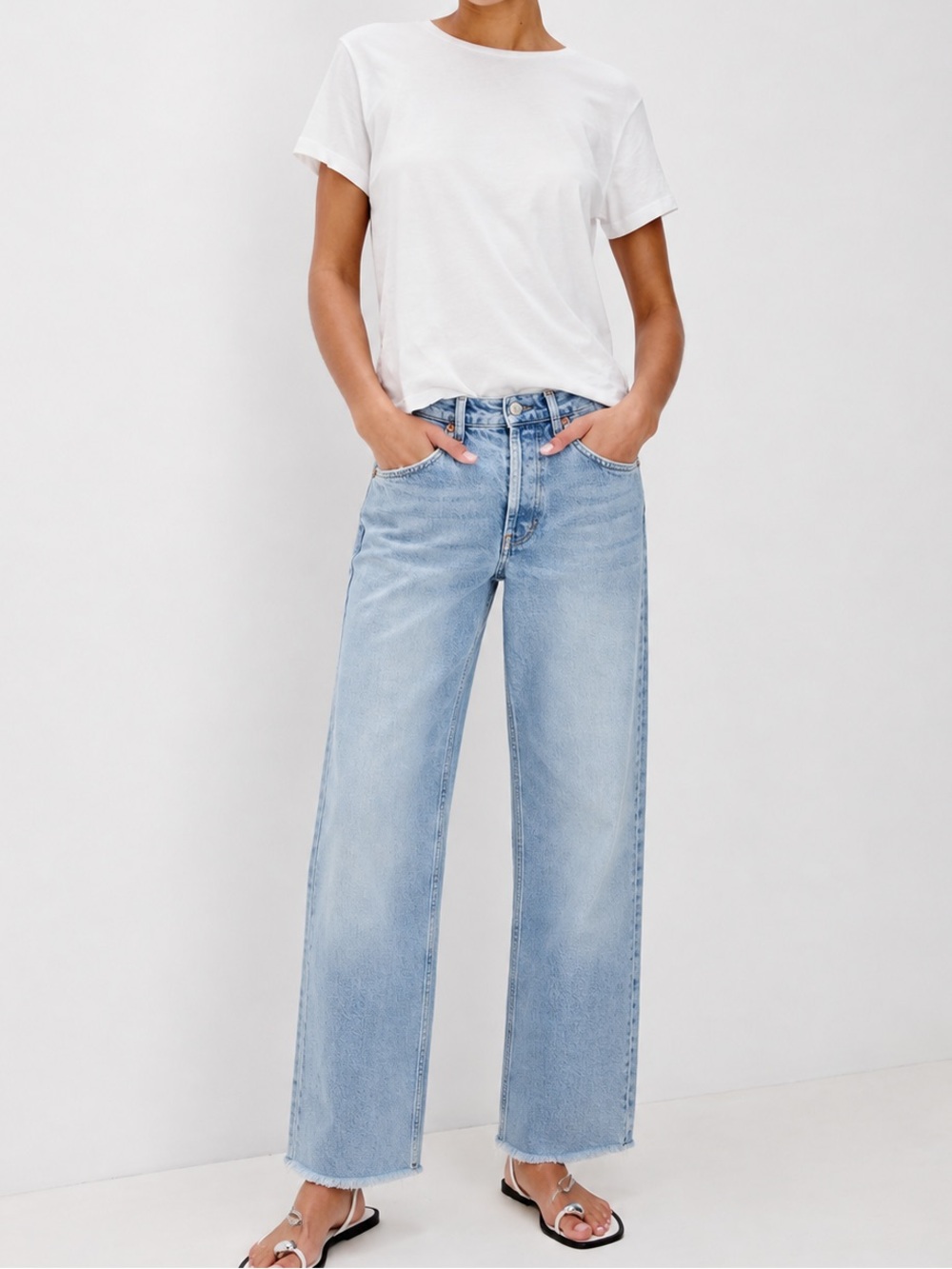 Rails Del Mar Jeans Low Slung Baggy Wide Leg Raw Hem Jasper Light Wash Size 27
